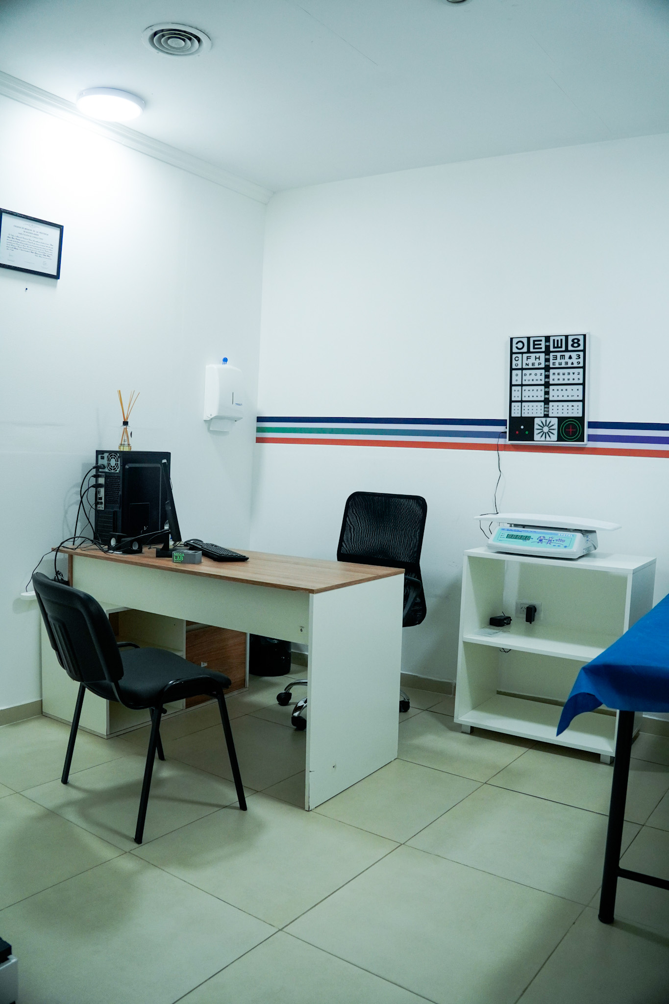 Consultorio equipado de Sana Salud.